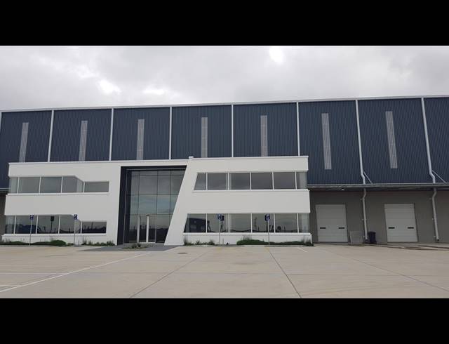 5,500M² WAREHOUSE TO LET IN BRACKENFELL INDUSTRIAL